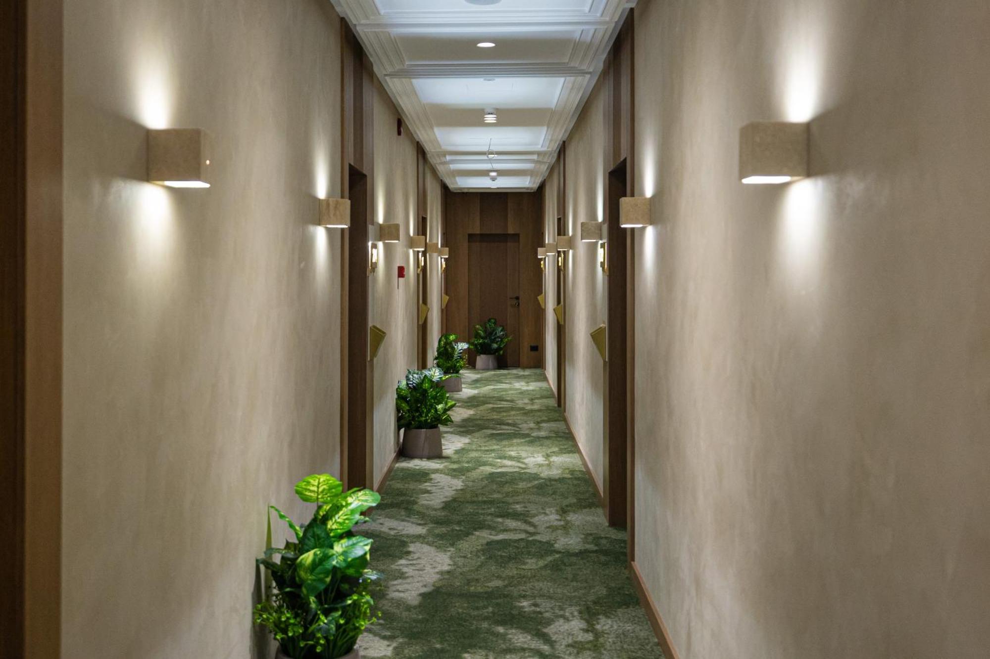 Sazani Hotel 4*