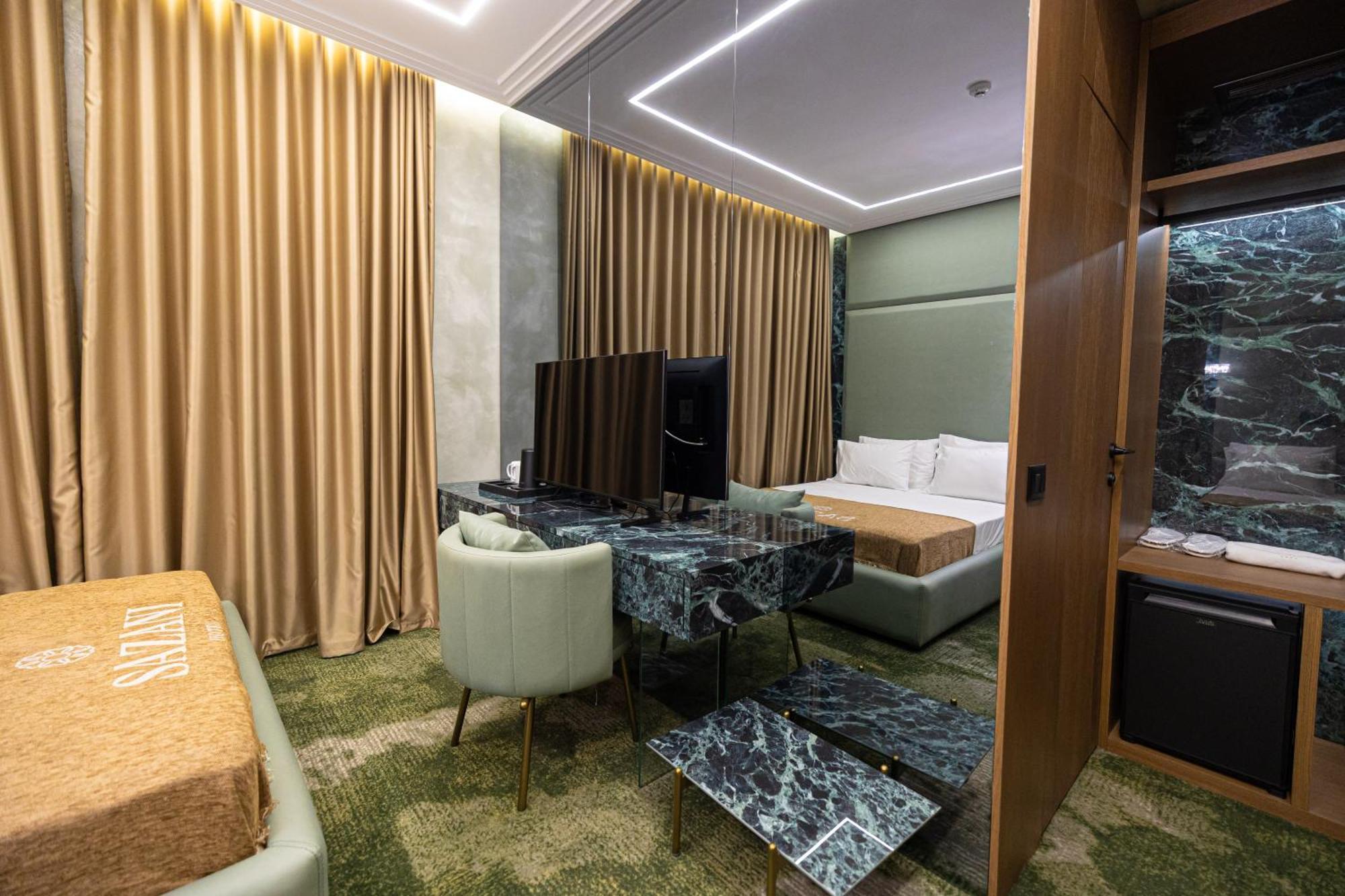 Sazani 4* Vlore