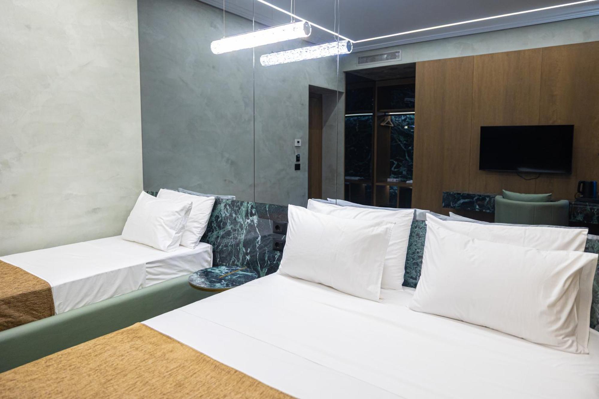 Sazani Hotel