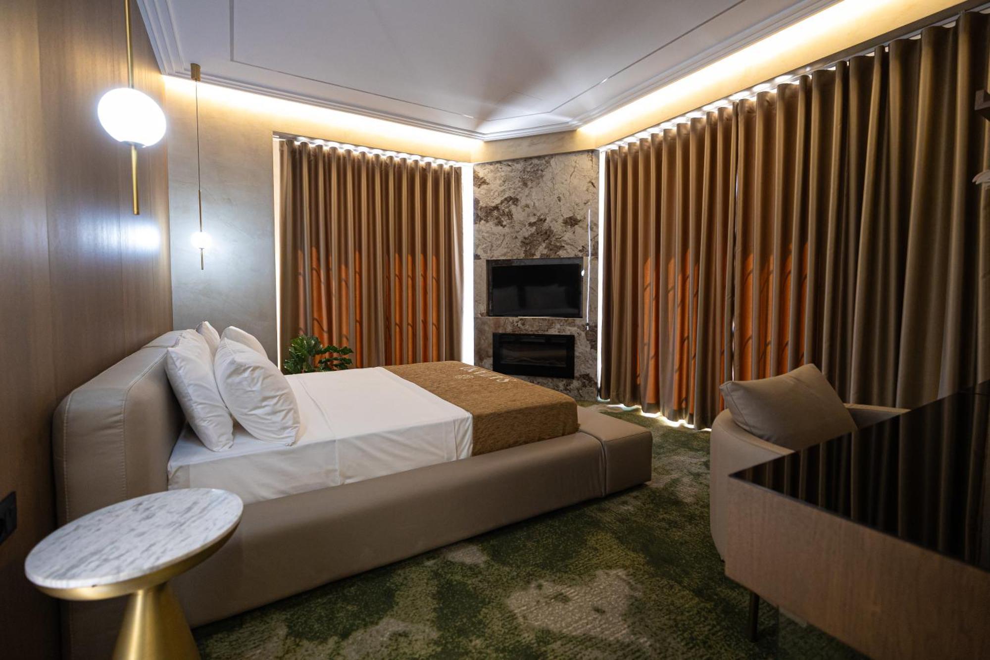 Hotel Sazani 4*